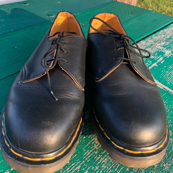 Dr. Martens Other - Men’s leather Doc Marten shoes size 8